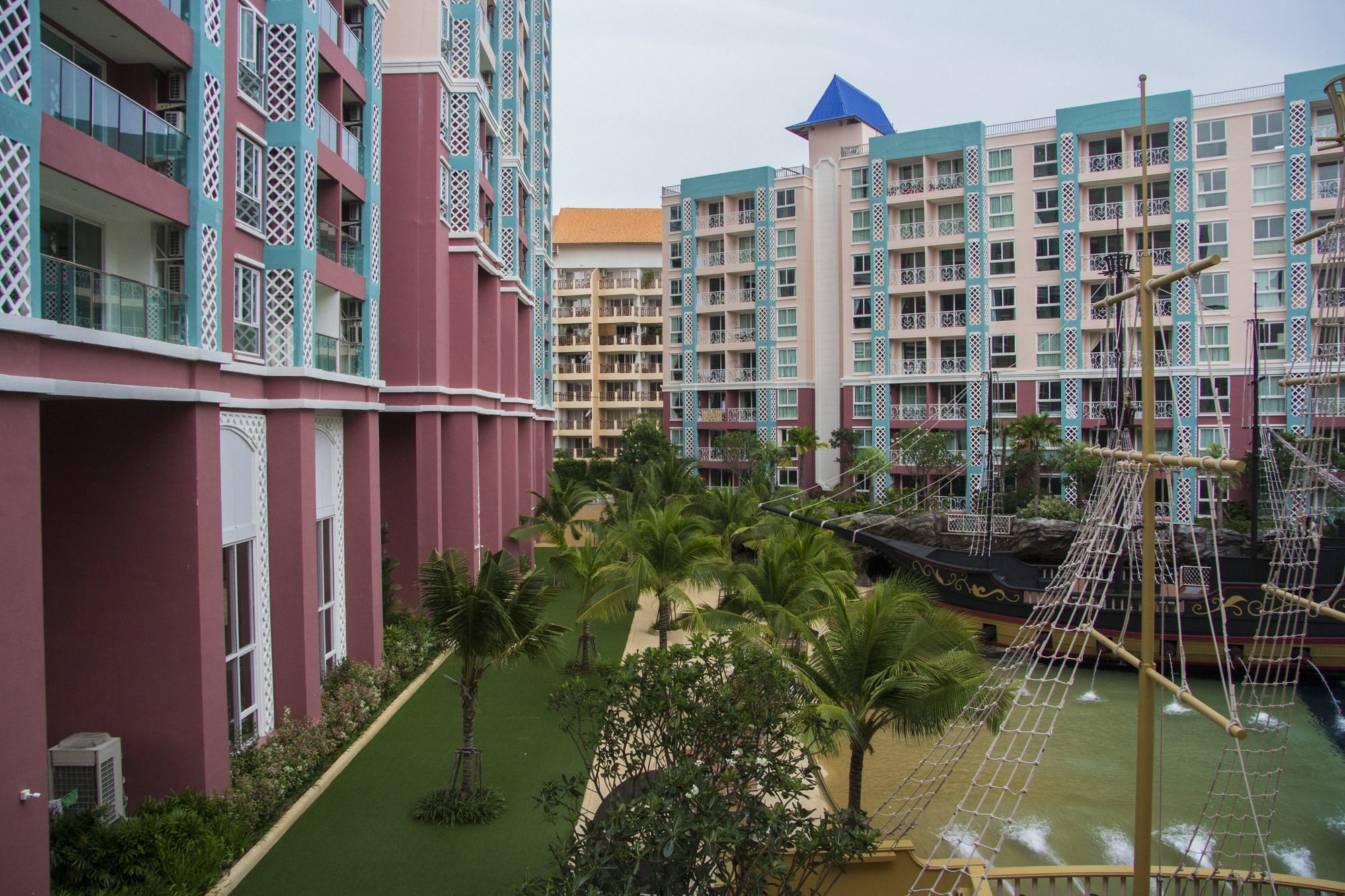 Grande Caribbean Family Apartment Pattaya Eksteriør bilde